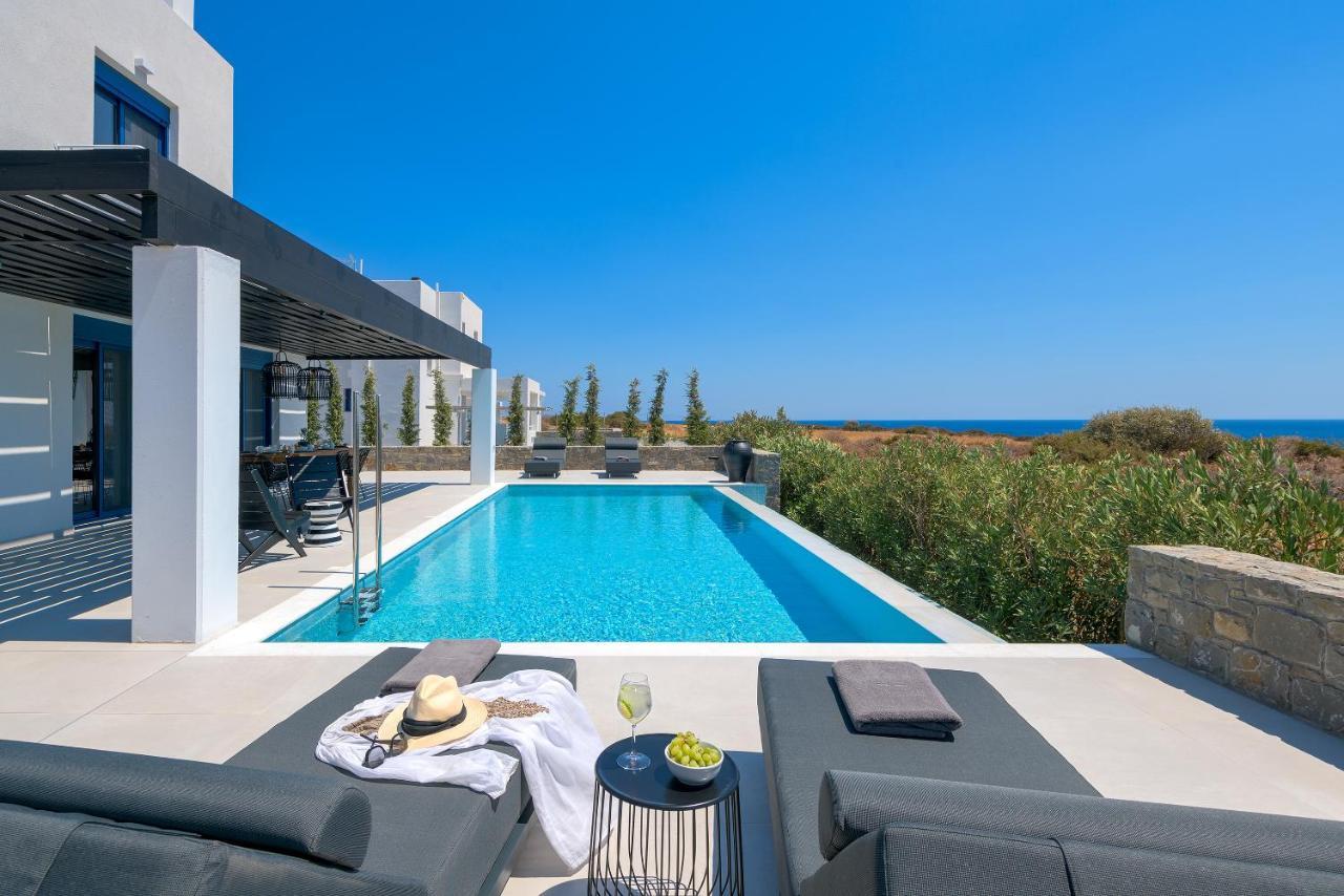 Astrea Villas ลาคาเนีย ภายนอก รูปภาพ