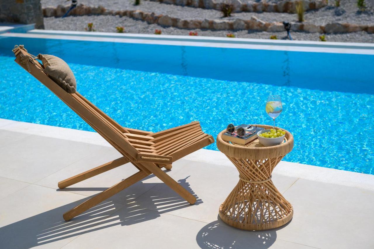 Astrea Villas ลาคาเนีย ภายนอก รูปภาพ